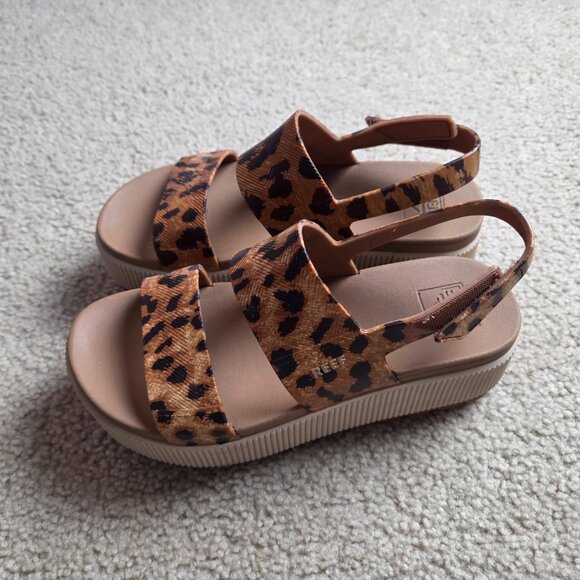 REEF Water Vista Higher Sandal Size 6 Womens Platform Leopard Animal Print NWOT - Picture 4 of 8